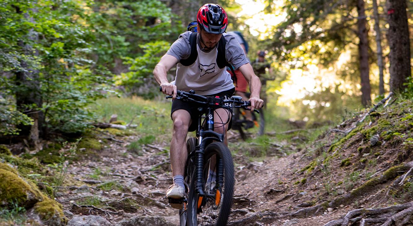 Un circuit vtt technique avec des racines dans les Cévennes